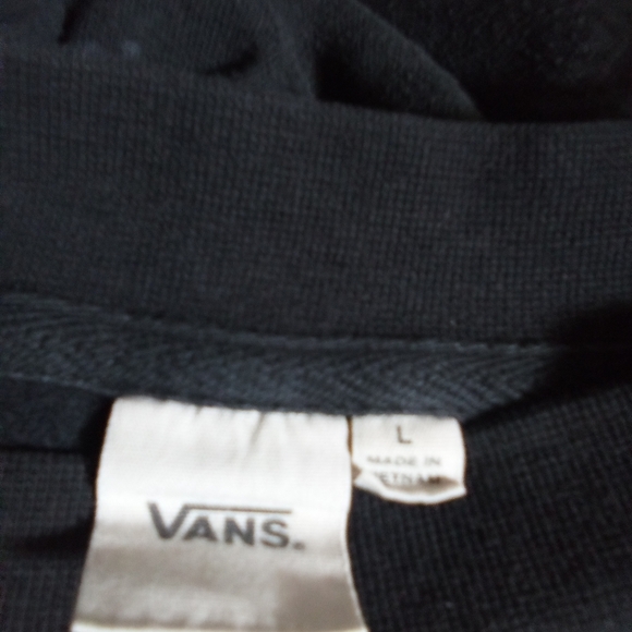 Black Long Sleeve Sweatshirt ( Box DU ) - Picture 4 of 4